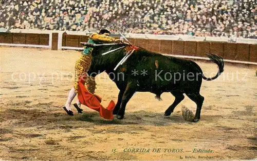 AK / Ansichtskarte 73825247 Stierkampf_Corrida_de_Toros_Bullfight Corroda de Toras Estocada  