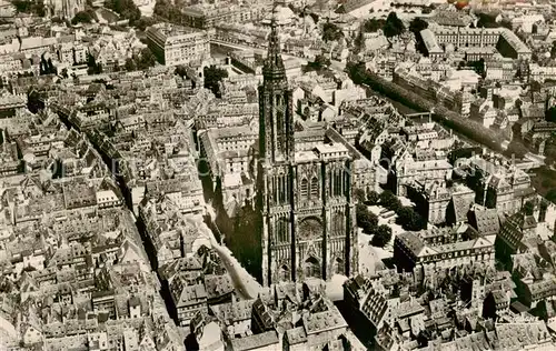 AK / Ansichtskarte Strasbourg_67_Alsace Vue aerienne La Cathedrale 