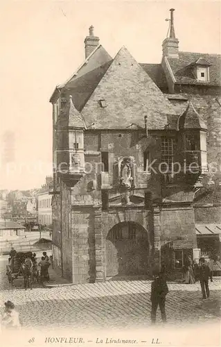 AK / Ansichtskarte Honfleur La Lieutenance Honfleur