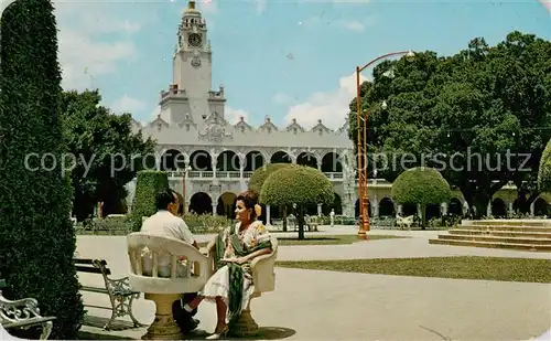 AK / Ansichtskarte 73827671 Merida_Yucatan_Mexico El Palacio Municipal frente a la Plaza Principal Merida_Yucatan_Mexico