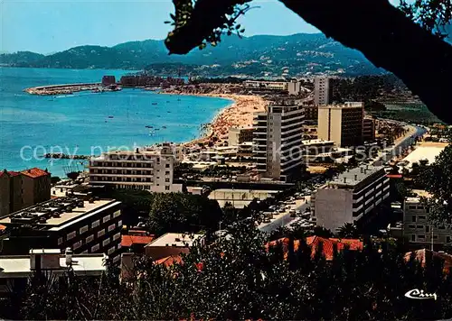 AK / Ansichtskarte Le_Lavandou Vue generale Au fond le Port de Bormes Le_Lavandou