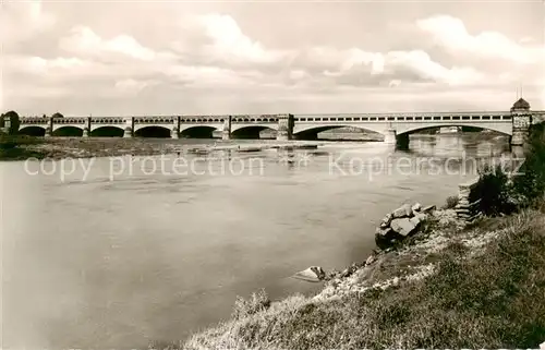 AK / Ansichtskarte 73828823 Minden__Westfalen_Weser Mittellandkanal ueberfuehrung ueber die Weser 