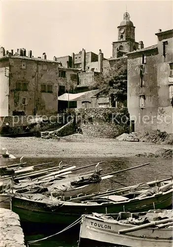 AK / Ansichtskarte  Saint_Tropez_Var Le vieux port et l'Eglise Saint_Tropez_Var