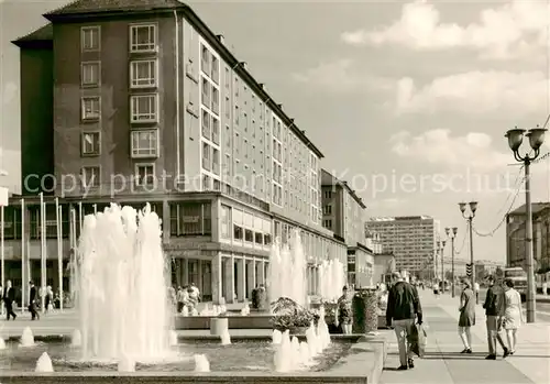 AK / Ansichtskarte 73832729 Dresden_Elbe Ernst Thaelmann Strasse Wasserspiele 