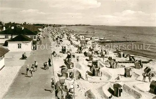 AK / Ansichtskarte Kellenhusen_Ostseebad Promenade und Strand Kellenhusen_Ostseebad