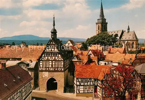 AK / Ansichtskarte Oberursel_Taunus Marktkurs und Kath Kirche mit Taunuspanorama Oberursel Taunus