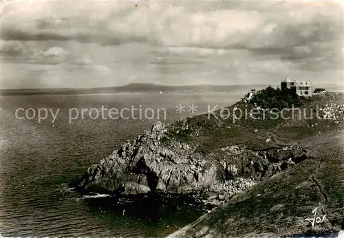 AK / Ansichtskarte Treboul_Douarnenez_29_Finistere La pointe de Leyde et lhotel des Roches Blanchesdominant la baie de Douarnenez 