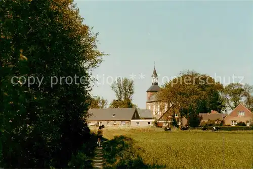 AK / Ansichtskarte 73839771 Werdum Panorama mit Kirche Werdum