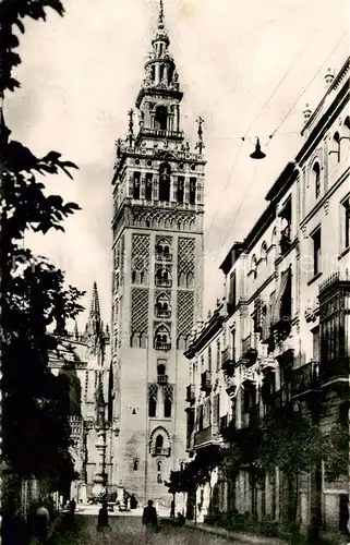 AK / Ansichtskarte 73843568 Sevilla_Andalucia_ES La Giralda desde la calle de Mateo Gago 