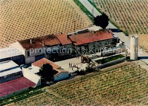 AK / Ansichtskarte  Chateauneuf-du-Pape_84_Vaucluse Domaine de la Tour Saint Michel Vue aerienne 