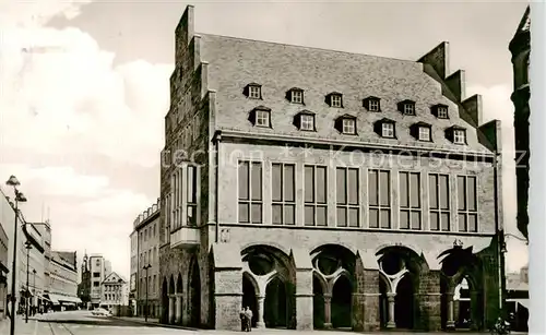 AK / Ansichtskarte Minden__Westfalen_Weser Rathaus und Scharrn 