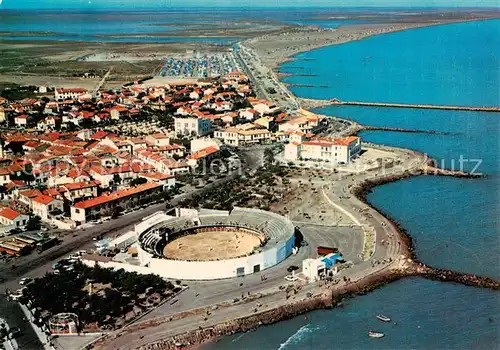 AK / Ansichtskarte  Les_Saintes-Maries-de-la-Mer Vue aerienne sur lensemble de la ville Les