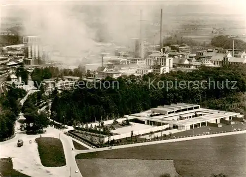 AK / Ansichtskarte 73851233 Burghausen__Salzach_Oberbayern Wacker Kantinenbetrieb Fliegeraufnahme 