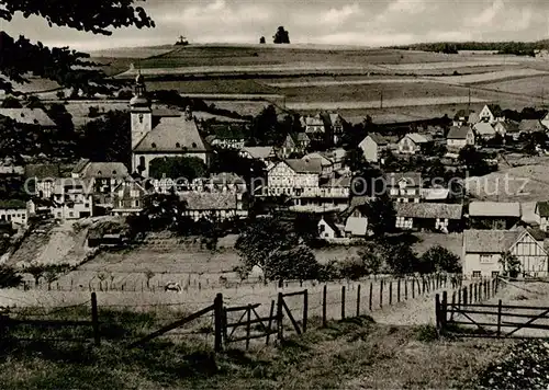 AK / Ansichtskarte 73851780 Friesenhagen Ortsansicht mit Kirche Friesenhagen