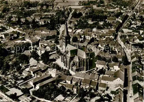 AK / Ansichtskarte 73854606 St_Toenis_Sankt_Toenis_Toenisvorst Fliegeraufnahme mit Kirche 