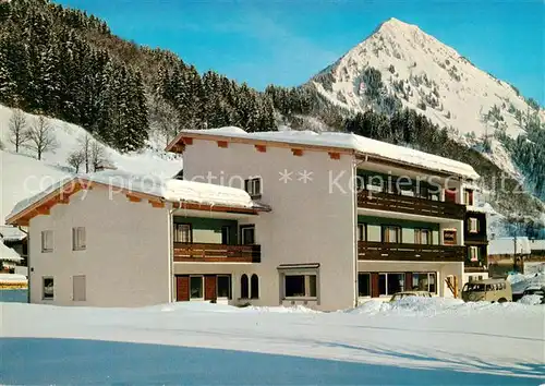 AK / Ansichtskarte 73858577 Schoppernau_Vorarlberg Gasthof Pension Krone Winterlandschaft Alpen Schoppernau Vorarlberg