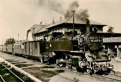 AK / Ansichtskarte 73869231 Kuehlungsborn_Ostseebad Molli auf dem Bahnhof Kuehlungsborn West Kuehlungsborn_Ostseebad