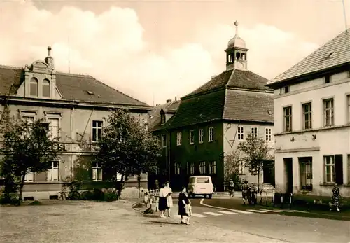 AK / Ansichtskarte 73871939 Jessnitz_Anhalt Rathaus und Sparkasse Jessnitz Anhalt