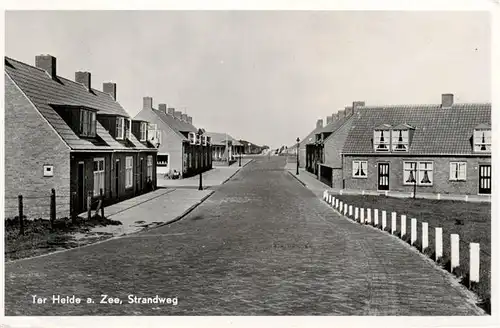 AK / Ansichtskarte 73874217 Ter_Heide_Terheijde_Terheijden_NL Strandweg 