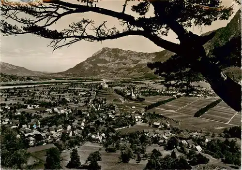 AK / Ansichtskarte 73878176 Balzers_Liechtenstein_FL Panorama mit Schloss Gutenberg 