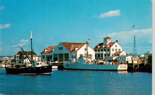 AK / Ansichtskarte 73881139 New_Jersey_US-State Fishing Boats and Coast Guard Station Point Pleasant New_Jersey_US-State