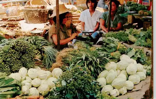 AK / Ansichtskarte 73897600 Bangkok_Thailand Fresh vegetables vendors in one of Bangkoks market 