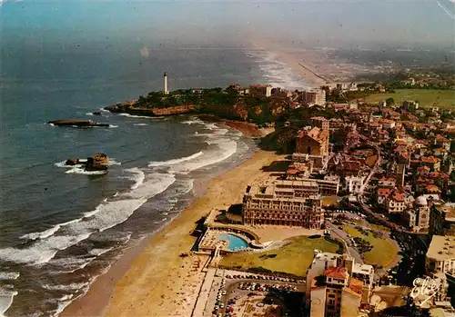 AK / Ansichtskarte  Biarritz_Pyrenees_Atlantiques Vue generale aerienne de la Grande Plage