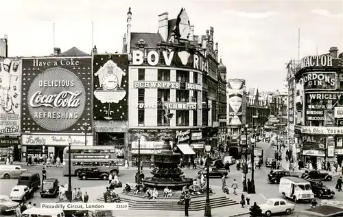 AK / Ansichtskarte 73911206 London__UK Piccadilly Circus