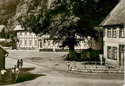 AK / Ansichtskarte 73922032 Stiege_Harz Karl Marx Platz mit Konsum Gaststaette Burgstieg