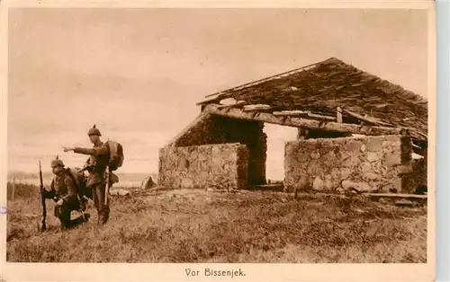 AK / Ansichtskarte 73934394 Bissenjek_Kurland_Latvia Soldaten Bunker