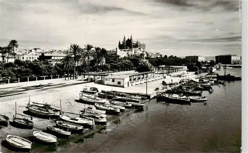 AK / Ansichtskarte 73948725 Palma_de_Mallorca_ES La Catedral desde Muelle Pescadores