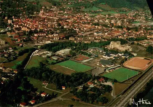 AK / Ansichtskarte  Sallanches_74_Haute-Savoie Salle Leon Curral installations sportives hopital et vue generale aerienne sur Sallanches