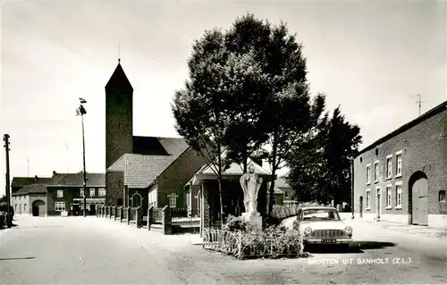 AK / Ansichtskarte 73949233 Banholt_Zeeland_NL Ortszentrum Denkmal Kirche