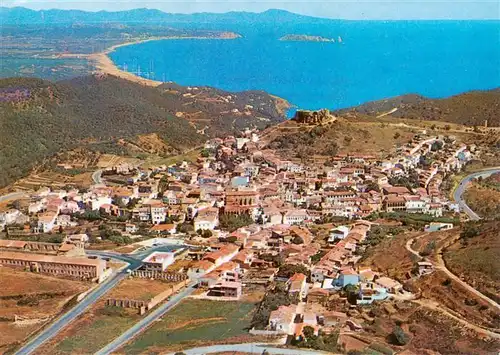 AK / Ansichtskarte 73949808 Bagur_Costa_Brava_ES Panorama al fondo las Islas Medas vista aérea