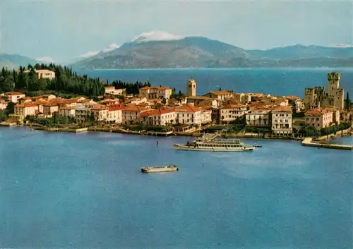 AK / Ansichtskarte 73950920 Sirmione_Lago_di_Garda Fliegeraufnahme