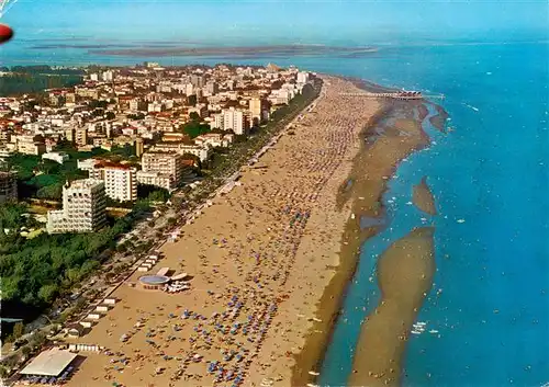 AK / Ansichtskarte 73951592 Lignano_Sabbiadoro_IT Kuestenpanorama Strand