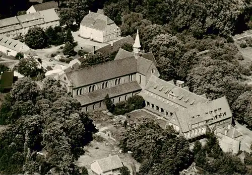 AK / Ansichtskarte 73952504 Lehnin Fliegeraufnahme mit Zisterzienserkloster Luise Hanriette Stift