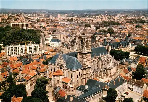 AK / Ansichtskarte  Nevers_58_Nievre Vue générale aérienne et la Cathédrale