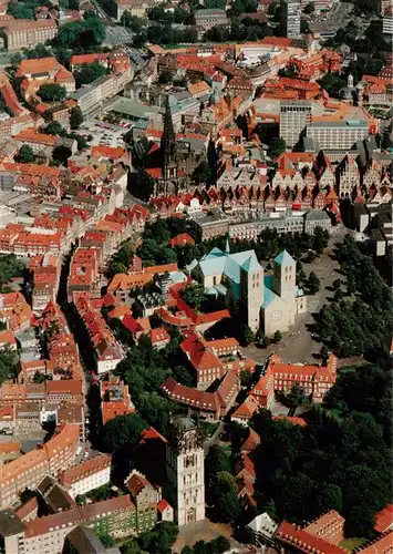 AK / Ansichtskarte 73955922 MueNSTER___Westfalen Innenstadt mit Liebfrauenkirche Dom und St Lamberti Fliegeraufnahme