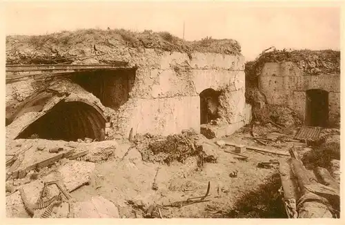 AK / Ansichtskarte 73955988 Poelcapelle_Belgie Schutzplaetze Bunker 1. Weltkrieg