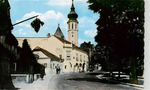 AK / Ansichtskarte 73956699 Grinzing_Doebling_Wien_AT Blick zur Kirche