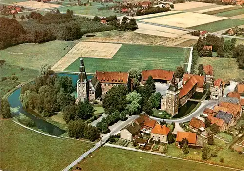 AK / Ansichtskarte 73957875 Raesfeld Schloss Raesfeld Fliegeraufnahme