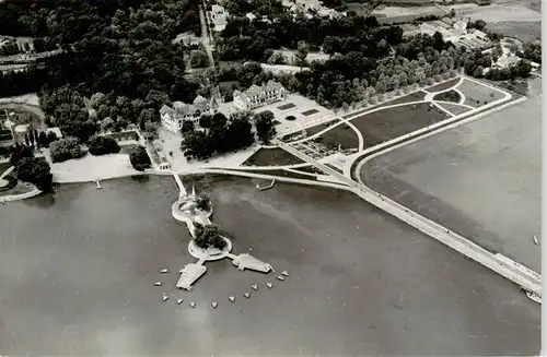 AK / Ansichtskarte 73960181 Keszthely_Kesztely_Balaton_Plattensee_HU Fliegeraufnahme