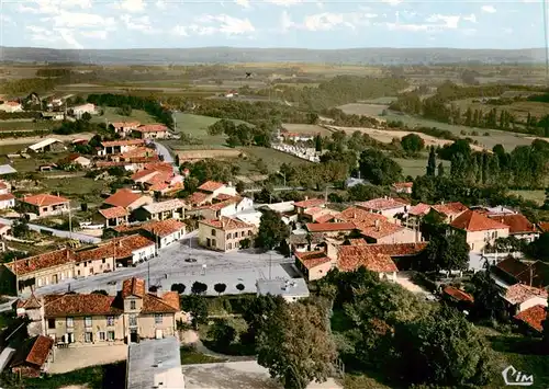 AK / Ansichtskarte  Vacquiers Vue aérienne générale