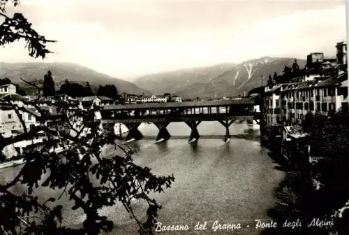 AK / Ansichtskarte 73961638 Bassano_del_Grappa_IT Ponte degli Alpini