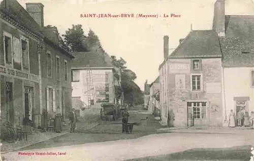 AK / Ansichtskarte  Saint-Jean-sur-Erve La Place