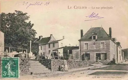 AK / Ansichtskarte  Le_Cellier_44_Loire-Atlantique La Rue Principale