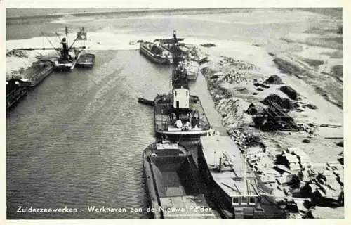 AK / Ansichtskarte 73977016 Zuiderzeewerken_Friesland_NL Werkhaven aan de Nieuwe Polder