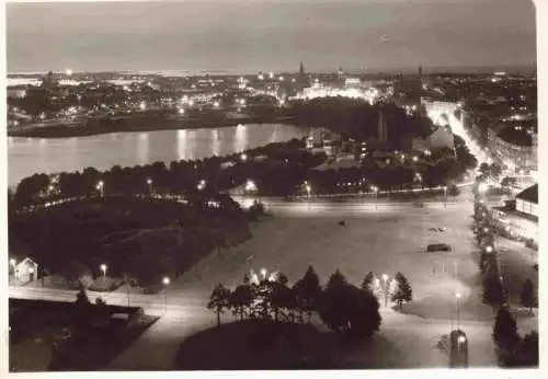 AK / Ansichtskarte 73977156 HELSINKI_Helsingfors_Suomi Panorama bei Nacht