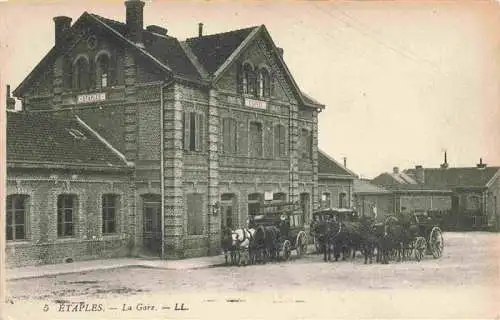 AK / Ansichtskarte  Etaples_62_Pas-de-Calais La gare Bahnhof Pferdekutschen